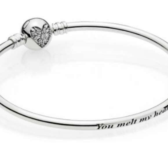 Pandora Ltd Edition Heart of Winter "You Melt my Heart" Bangle Bracelet, MEDIUM - Picture 1 of 9